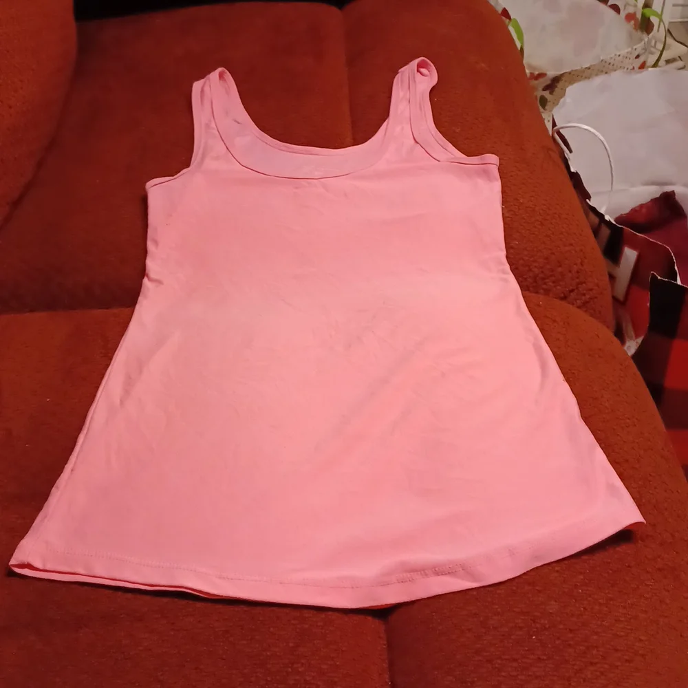Top - Picture 1 of 2